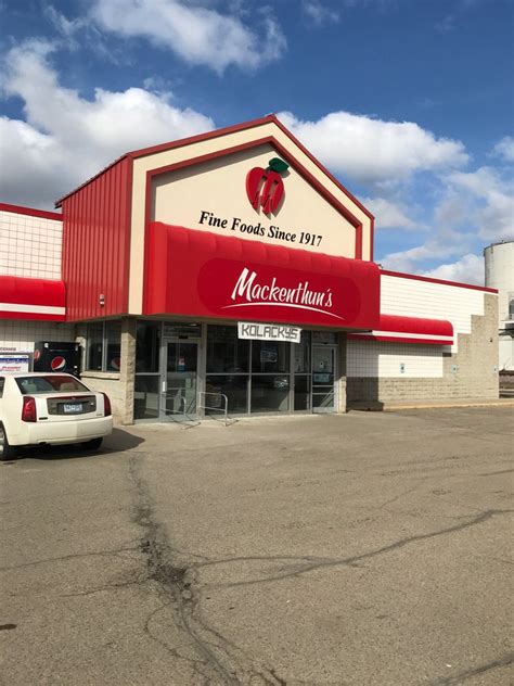Mackenthun's fine foods - Mackenthun's will be closing early at 8 PM today and CLOSED on New Year's Day. Please plan your shopping accordingly! #WeAreLocal #Mackenthuns
